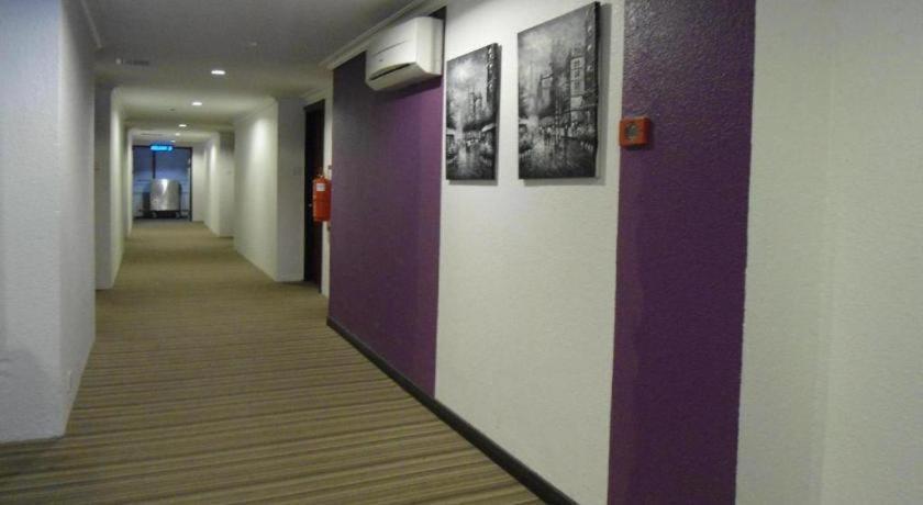 Regent Hotel Bintulu Exterior photo