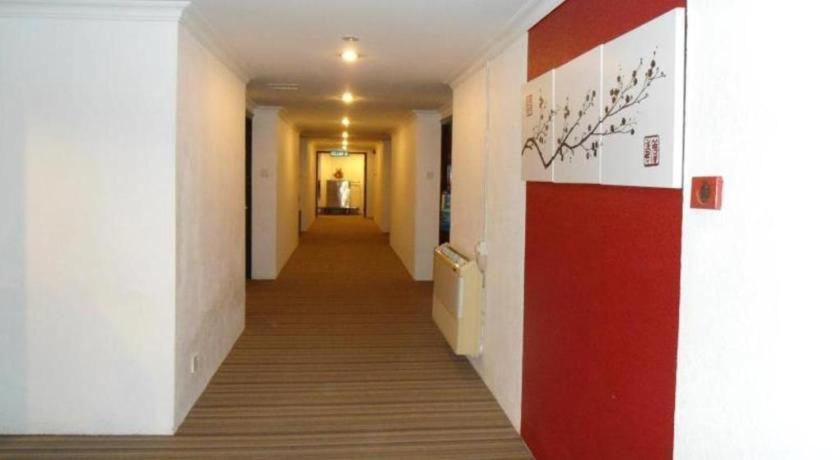Regent Hotel Bintulu Exterior photo