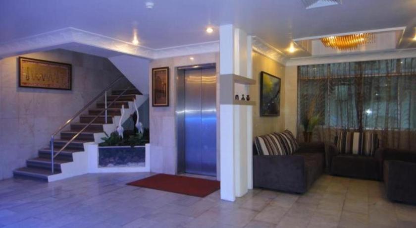 Regent Hotel Bintulu Exterior photo