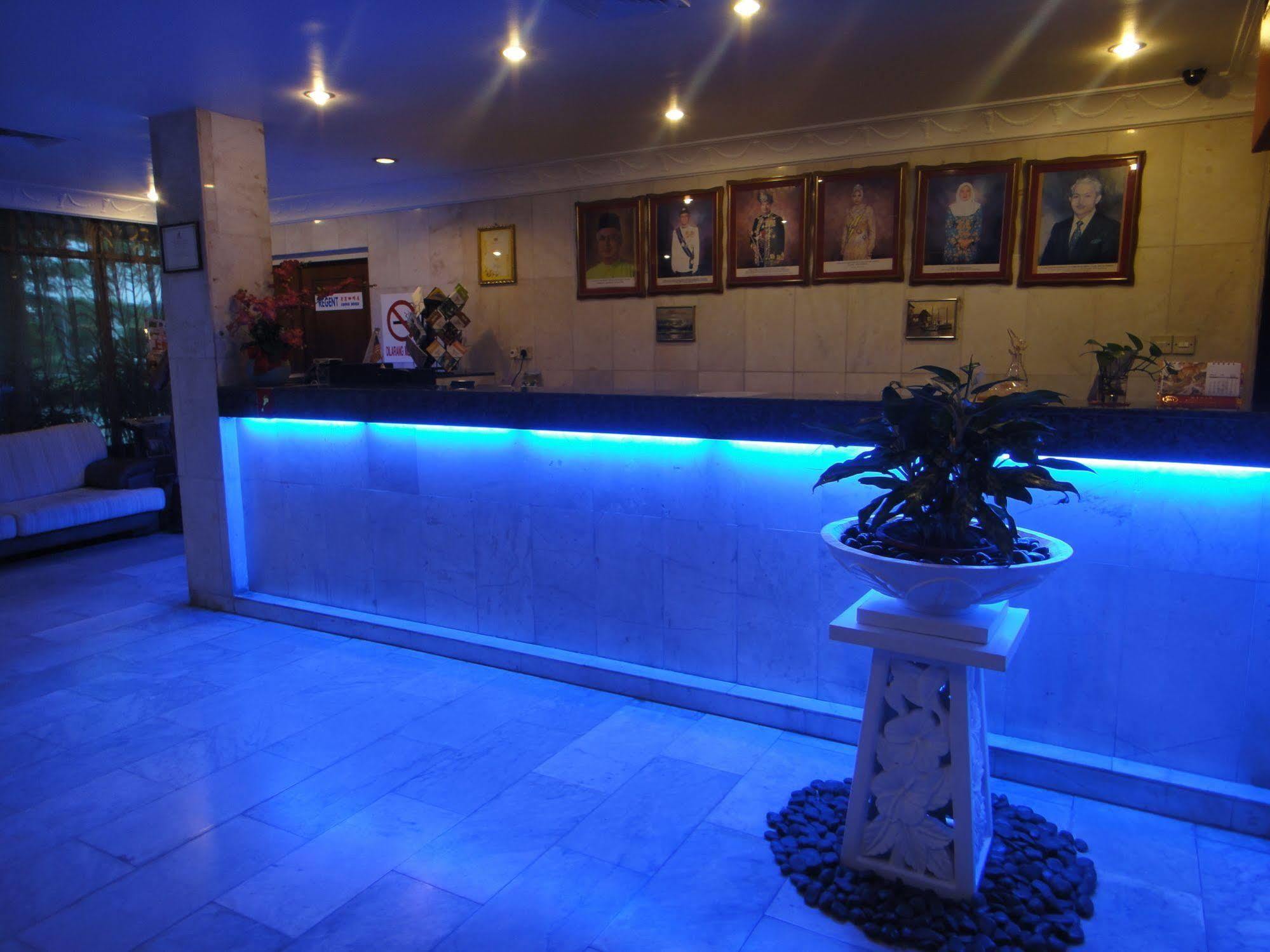 Regent Hotel Bintulu Exterior photo